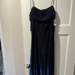 NEWBetsy & Adam long dress